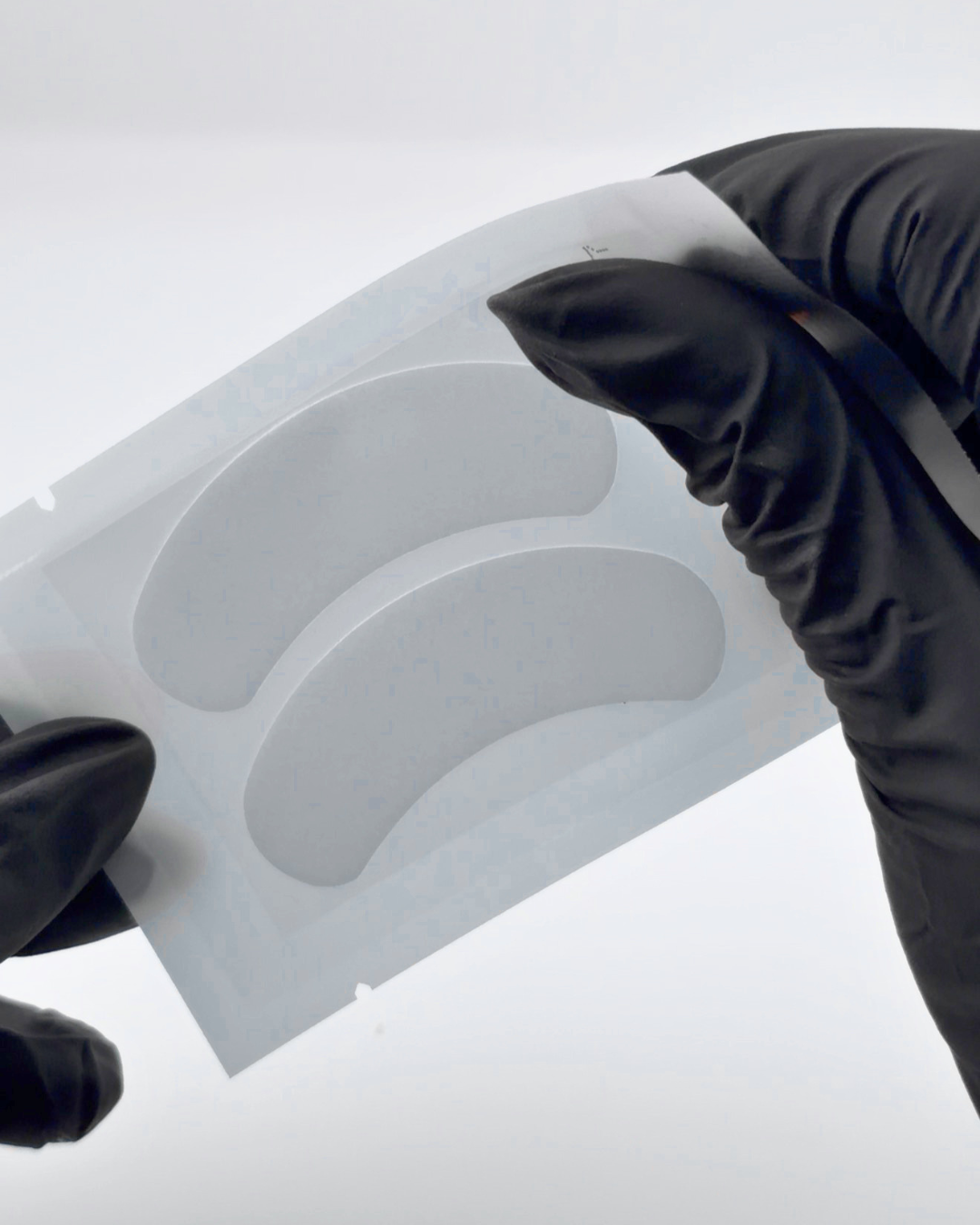 biogel eyepads ── .✦ disposable eyepads